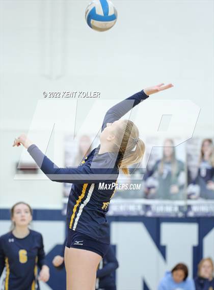 Thumbnail 1 in Utica Ford vs. Fraser (Marysville Tournament) photogallery.