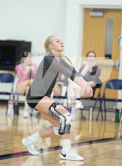 Thumbnail 3 in Utica Ford vs. Fraser (Marysville Tournament) photogallery.