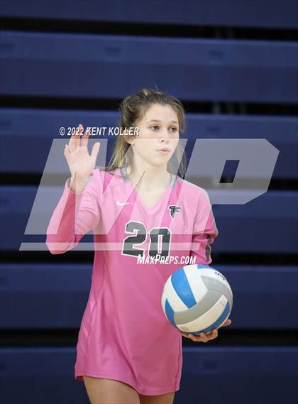 Thumbnail 1 in Utica Ford vs. Fraser (Marysville Tournament) photogallery.