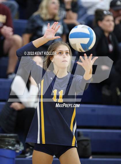 Thumbnail 3 in Utica Ford vs. Fraser (Marysville Tournament) photogallery.