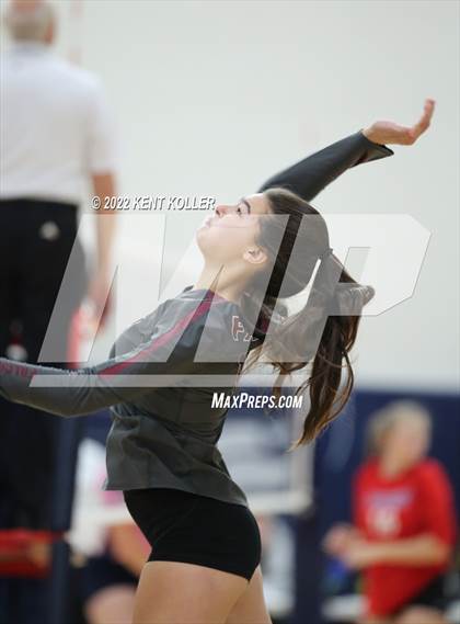 Thumbnail 3 in Utica Ford vs. Fraser (Marysville Tournament) photogallery.