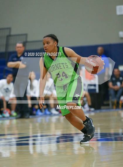 Thumbnail 2 in Otay Ranch vs. Lincoln (CIF SDS D2 Championship) photogallery.