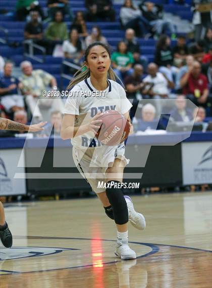 Thumbnail 2 in Otay Ranch vs. Lincoln (CIF SDS D2 Championship) photogallery.