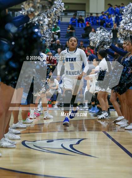 Thumbnail 2 in Otay Ranch vs. Lincoln (CIF SDS D2 Championship) photogallery.