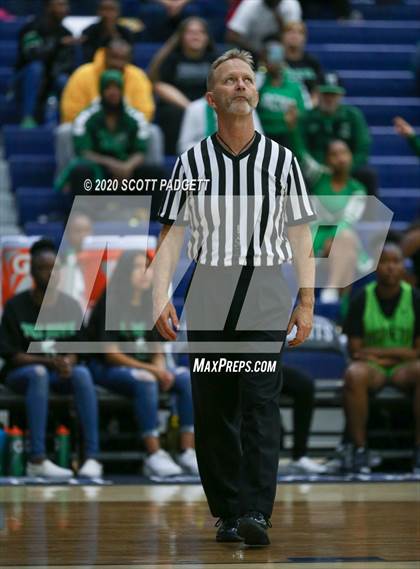 Thumbnail 1 in Otay Ranch vs. Lincoln (CIF SDS D2 Championship) photogallery.