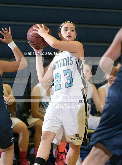 Thumbnail 2 in Burbank vs. North Valleys (Rob Jones Classic) photogallery.