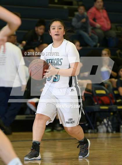 Thumbnail 2 in Burbank vs. North Valleys (Rob Jones Classic) photogallery.