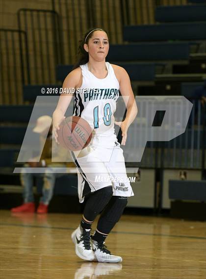 Thumbnail 1 in Burbank vs. North Valleys (Rob Jones Classic) photogallery.
