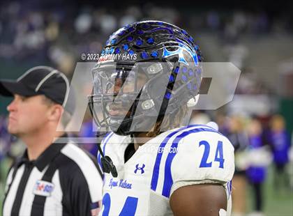 Thumbnail 2 in Southlake Carroll vs. Byron Nelson (UIL 6A D 2 Region Final) photogallery.