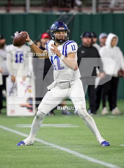 Thumbnail 1 in Southlake Carroll vs. Byron Nelson (UIL 6A D 2 Region Final) photogallery.