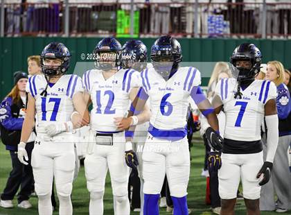 Thumbnail 3 in Southlake Carroll vs. Byron Nelson (UIL 6A D 2 Region Final) photogallery.