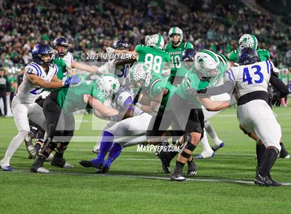 Thumbnail 3 in Southlake Carroll vs. Byron Nelson (UIL 6A D 2 Region Final) photogallery.