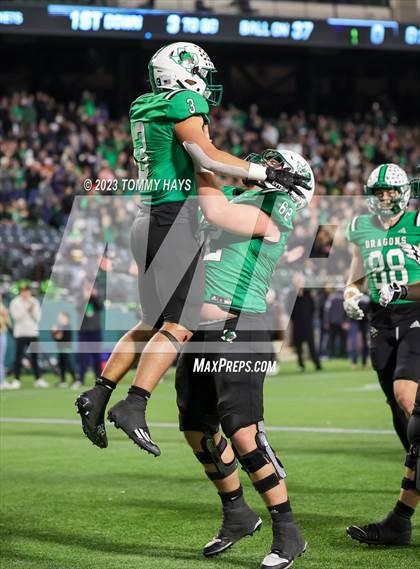 Thumbnail 3 in Southlake Carroll vs. Byron Nelson (UIL 6A D 2 Region Final) photogallery.