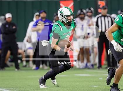Thumbnail 1 in Southlake Carroll vs. Byron Nelson (UIL 6A D 2 Region Final) photogallery.