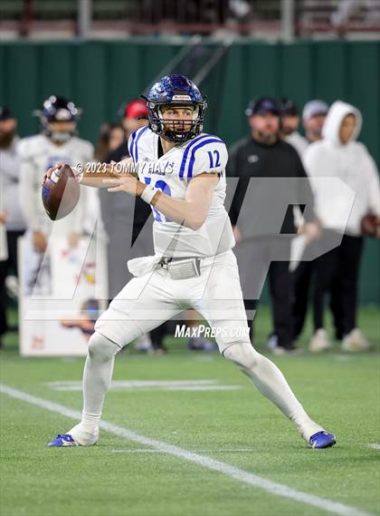 Thumbnail 3 in Southlake Carroll vs. Byron Nelson (UIL 6A D 2 Region Final) photogallery.