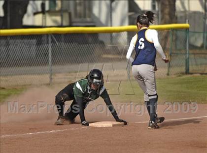Thumbnail 1 in Shafter @ Tehachapi photogallery.