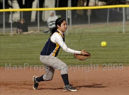 Thumbnail 3 in Shafter @ Tehachapi photogallery.
