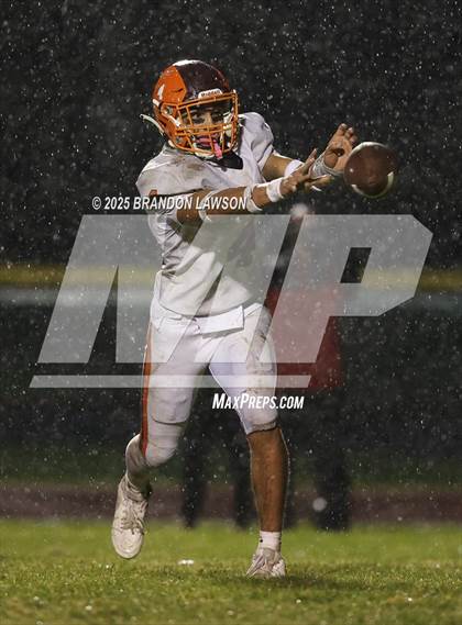 Thumbnail 3 in Penn Yan Academy/Dundee @ Palmyra-Macedon photogallery.