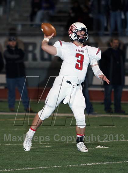 Thumbnail 3 in Gilmer vs. Argyle (UIL 3A Regional Playoff) photogallery.