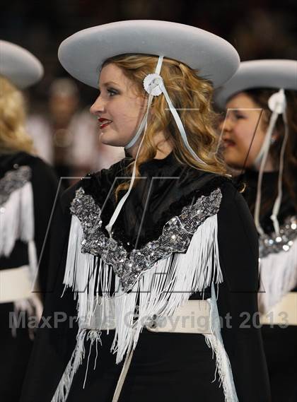 Thumbnail 2 in Gilmer vs. Argyle (UIL 3A Regional Playoff) photogallery.
