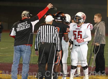 Thumbnail 2 in Gilmer vs. Argyle (UIL 3A Regional Playoff) photogallery.