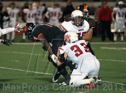 Thumbnail 2 in Gilmer vs. Argyle (UIL 3A Regional Playoff) photogallery.