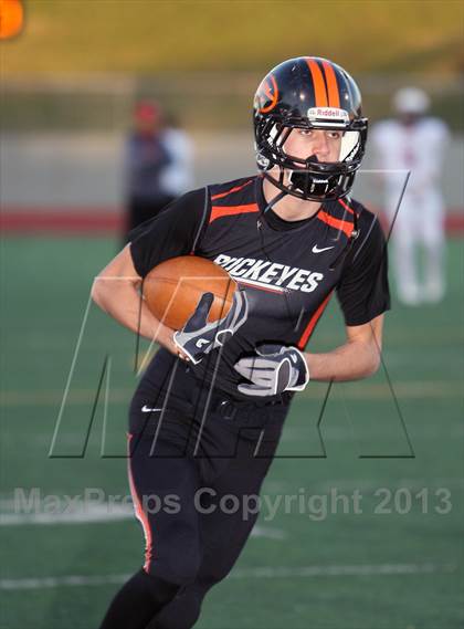 Thumbnail 3 in Gilmer vs. Argyle (UIL 3A Regional Playoff) photogallery.