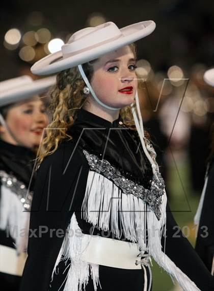 Thumbnail 1 in Gilmer vs. Argyle (UIL 3A Regional Playoff) photogallery.