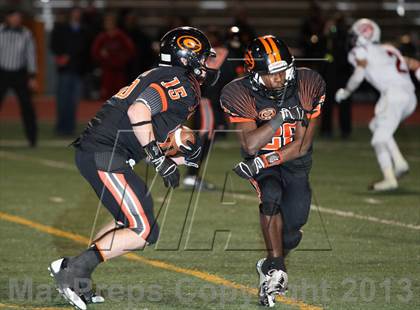 Thumbnail 3 in Gilmer vs. Argyle (UIL 3A Regional Playoff) photogallery.