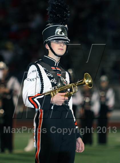 Thumbnail 3 in Gilmer vs. Argyle (UIL 3A Regional Playoff) photogallery.