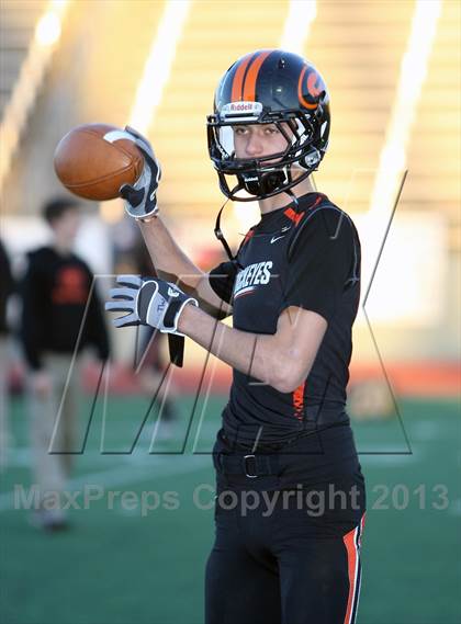Thumbnail 3 in Gilmer vs. Argyle (UIL 3A Regional Playoff) photogallery.