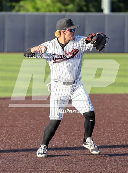 Thumbnail 1 in Coppell @ Southlake Carroll (UIL 6A Region I Regional Semifinal) photogallery.