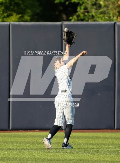 Thumbnail 1 in Coppell @ Southlake Carroll (UIL 6A Region I Regional Semifinal) photogallery.