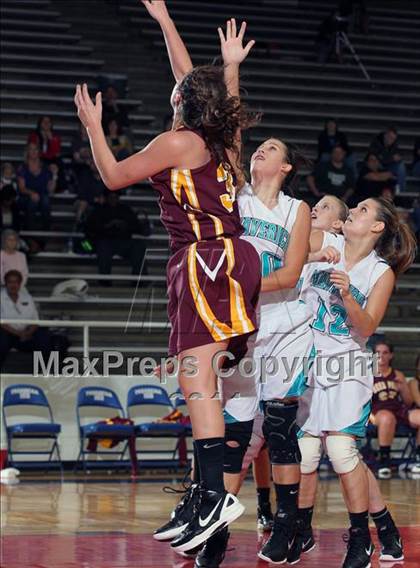 Thumbnail 1 in Deer Park vs. Pasadena Memorial (McDonald's Texas Invitational) photogallery.