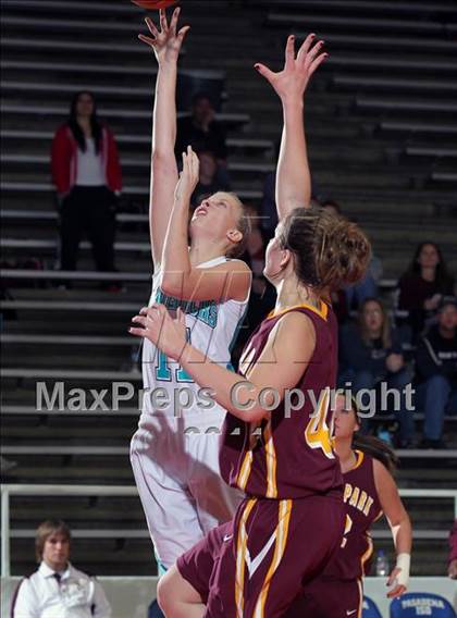 Thumbnail 3 in Deer Park vs. Pasadena Memorial (McDonald's Texas Invitational) photogallery.