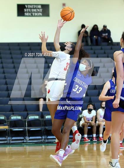 Thumbnail 1 in Charlotte Christian vs. South Mecklenburg photogallery.