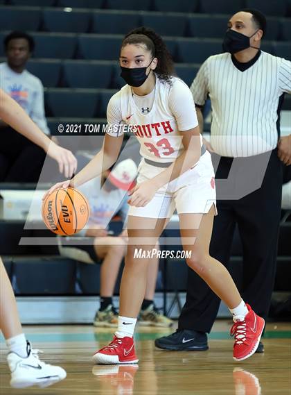 Thumbnail 2 in Charlotte Christian vs. South Mecklenburg photogallery.