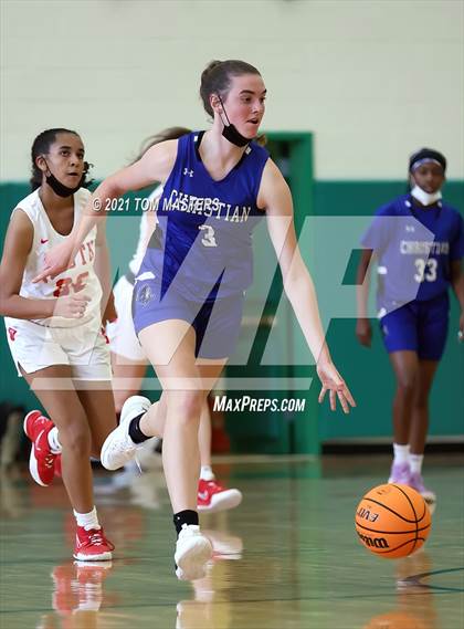 Thumbnail 2 in Charlotte Christian vs. South Mecklenburg photogallery.