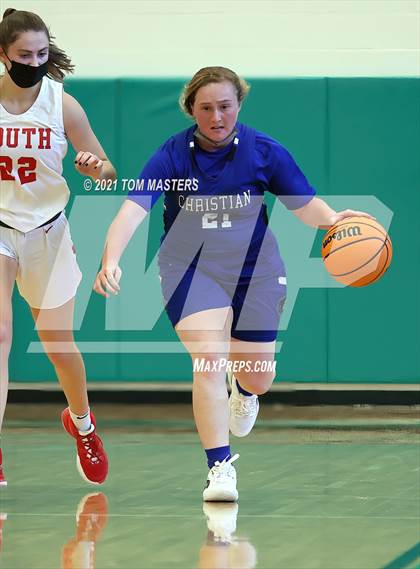 Thumbnail 1 in Charlotte Christian vs. South Mecklenburg photogallery.