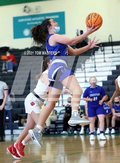 Thumbnail 2 in Charlotte Christian vs. South Mecklenburg photogallery.