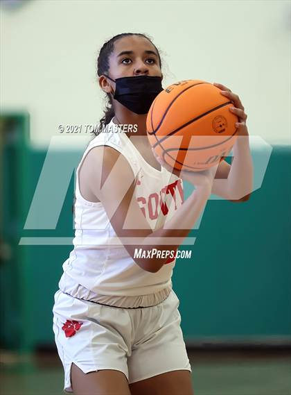 Thumbnail 1 in Charlotte Christian vs. South Mecklenburg photogallery.
