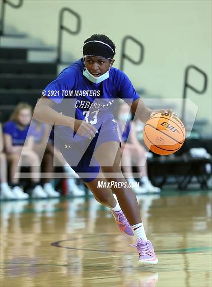 Thumbnail 1 in Charlotte Christian vs. South Mecklenburg photogallery.