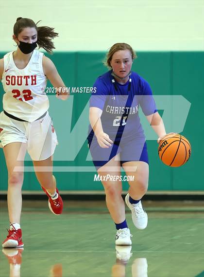 Thumbnail 2 in Charlotte Christian vs. South Mecklenburg photogallery.