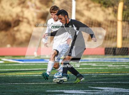 Thumbnail 3 in Olympian vs. Poway photogallery.