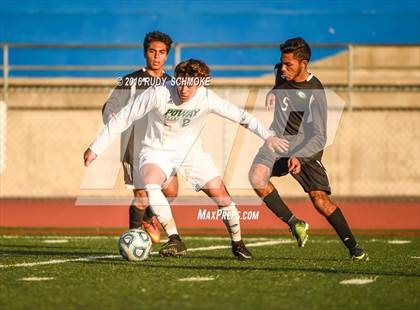 Thumbnail 2 in Olympian vs. Poway photogallery.