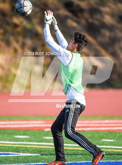 Thumbnail 2 in Olympian vs. Poway photogallery.