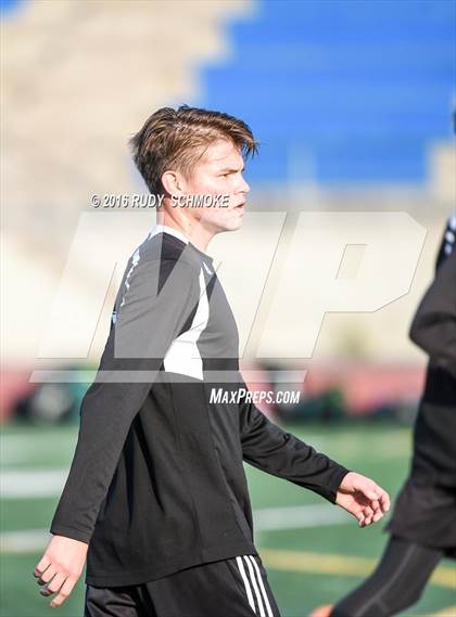 Thumbnail 3 in Olympian vs. Poway photogallery.