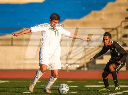 Thumbnail 2 in Olympian vs. Poway photogallery.