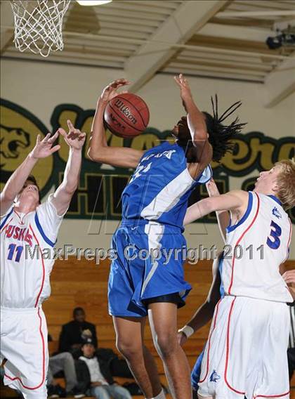 Thumbnail 3 in Bear Creek vs. Reno (Mark Macres Tournament) photogallery.