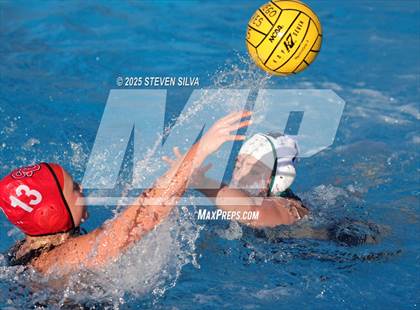 Thumbnail 2 in Del Norte vs. San Clemente (San Diego Beaches Tournament) photogallery.